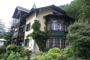 Grosser Wintergarten