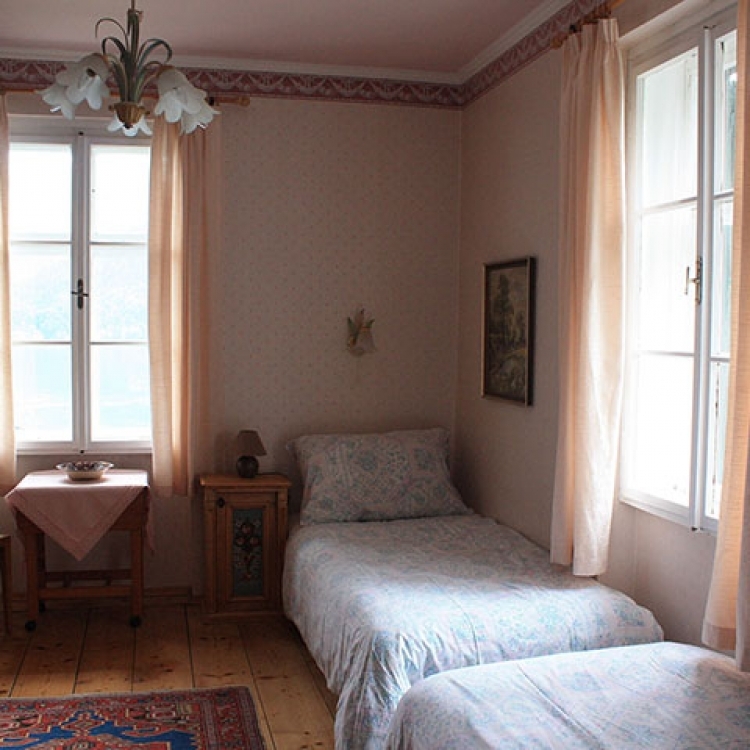Innenansicht Schlafzimmer Einzelbetten